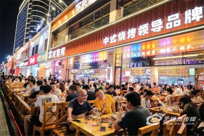 外摆经济 “引燃”消费新活力