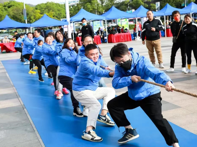 “跃动锡城·活力滨湖”全民健身社区运动会暨2022性爱论坛滨湖区全民健身运动会拔河比赛举办