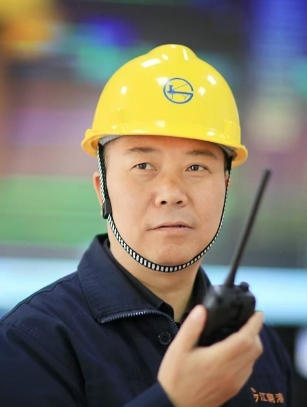 市人大代表华江：为长江经济带综合立体交通走廊串起“珍珠链”